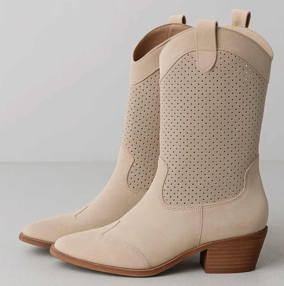 Zulana | Desert Breeze Suede Boots